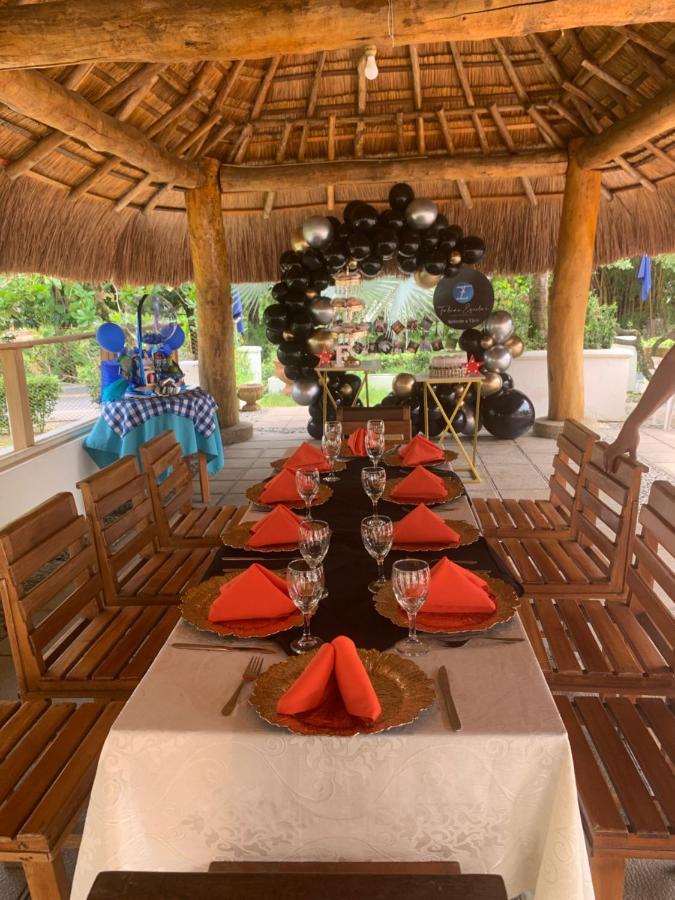 Hotel Y Restaurante Meson Del Gitano Caucasia Extérieur photo